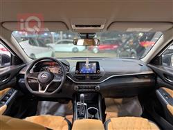 نيسان ألتيما